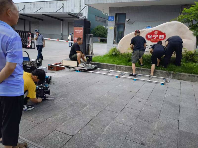 翠峦区广告片拍摄公司核心优势：全流程服务，让品牌广告片省心更出彩