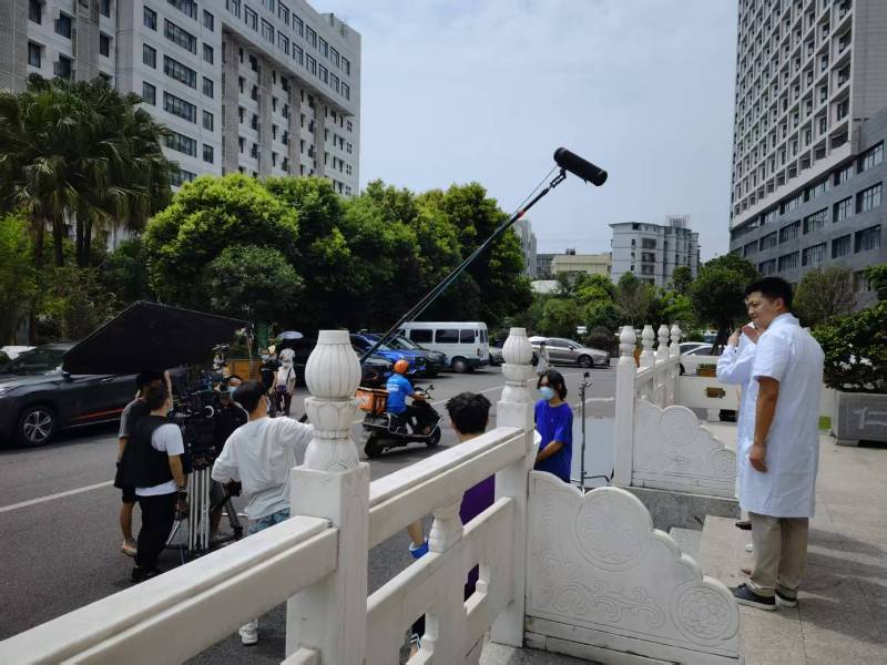 翠峦区广告片拍摄公司低成本实现高规格制作的诀窍